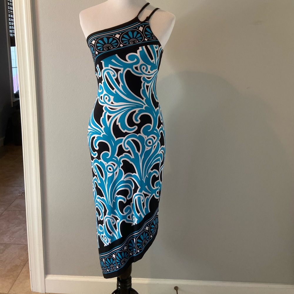 Cache dress